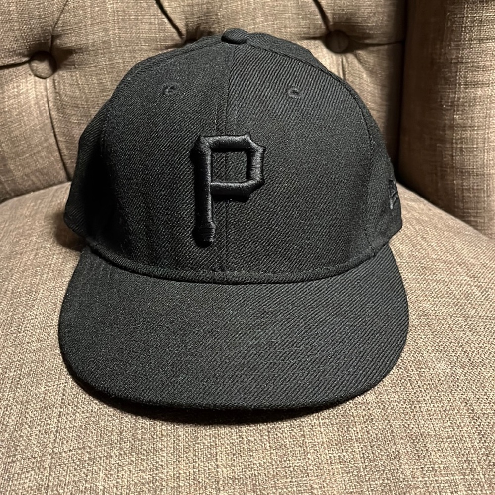 Pittsburgh Pirates hat men's size 7